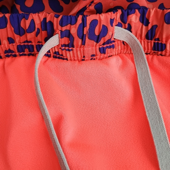 Womens NIKE Orange Purple Cheetah Print Running Shorts Sz M Tempo Athletic Lined - Picture 10 of 14